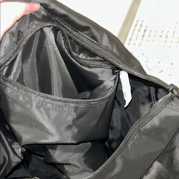 ๐VSX Black Duffel Bag for women (NWOT) - Picture 5 of 7